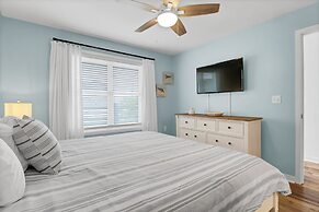 Sandpeddler Inn & Suites