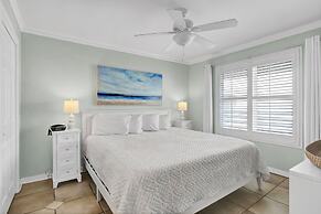 Sandpeddler Inn & Suites