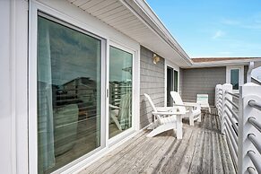 Sandpeddler Inn & Suites