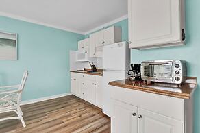 Sandpeddler Inn & Suites