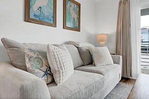 Sandpeddler Inn & Suites