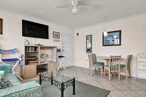 Sandpeddler Inn & Suites