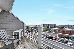 Sandpeddler Inn & Suites