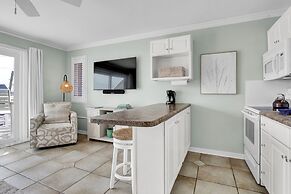 Sandpeddler Inn & Suites