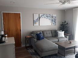 Sandpeddler Inn & Suites