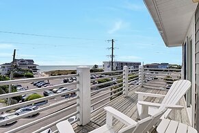 Sandpeddler Inn & Suites