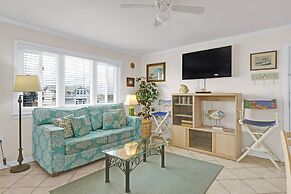 Sandpeddler Inn & Suites