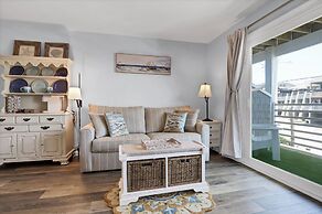 Sandpeddler Inn & Suites