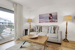 Sandpeddler Inn & Suites