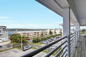 Sandpeddler Inn & Suites