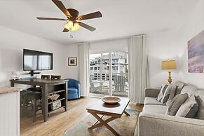 Sandpeddler Inn & Suites