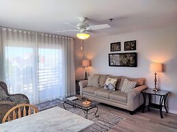 Sandpeddler Inn & Suites