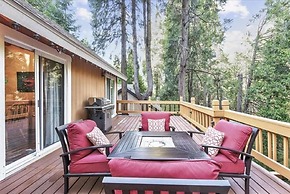 Lake Arrowhead - Dreamin' 3 Bedroom Home by RedAwning