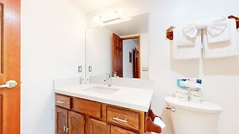 Rainbow S 4 3 Bedroom Condo by RedAwning