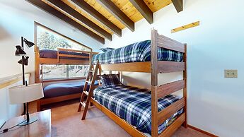 Rainbow S 4 3 Bedroom Condo by RedAwning