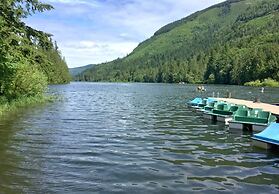 97mf - Lakeside - Dock - Bbq - Pets Ok - Sleeps 6 3 Bedroom Home by Re