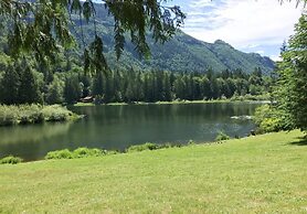 97mf - Lakeside - Dock - Bbq - Pets Ok - Sleeps 6 3 Bedroom Home by Re