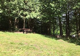 97mf - Lakeside - Dock - Bbq - Pets Ok - Sleeps 6 3 Bedroom Home by Re