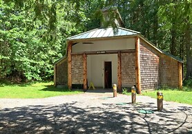 97mf - Lakeside - Dock - Bbq - Pets Ok - Sleeps 6 3 Bedroom Home by Re