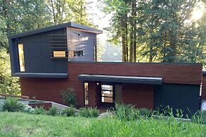 83mf - Lakeside - Hot Tub - Bbq - Dock - Sleeps 4 2 Bedroom Home by Re