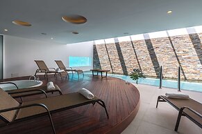 Dazzler by Wyndham Colonia