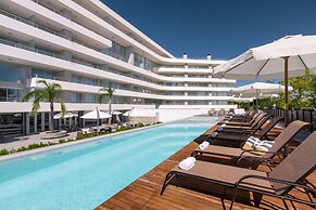 Dazzler by Wyndham Colonia