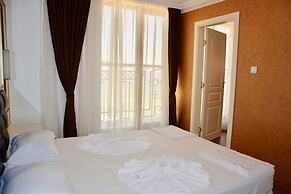 Golden Rainbow VIP Residence