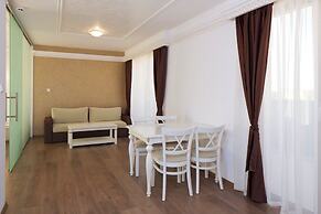 Golden Rainbow VIP Residence