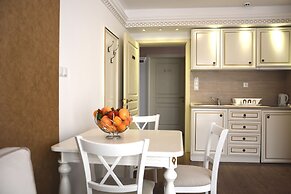 Golden Rainbow VIP Residence