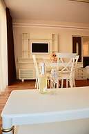 Golden Rainbow VIP Residence