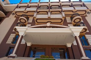 Golden Rainbow VIP Residence