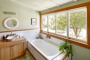 Kaituna Valley Homestead