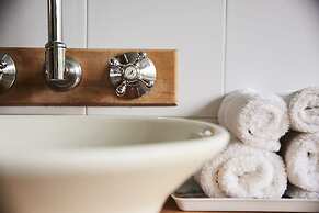 Kaituna Valley Homestead