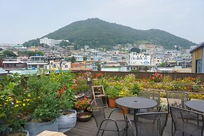 Grim Garden Guest House