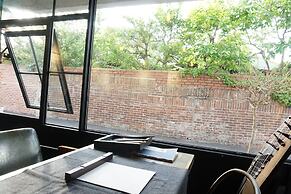 Grim Garden Guest House