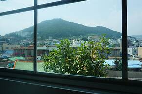 Grim Garden Guest House