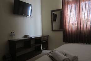 Larasati Guest House