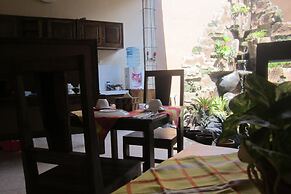 Larasati Guest House