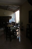 Larasati Guest House