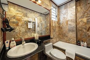 A25 Hotel - 221 Bach Mai