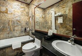 A25 Hotel - 221 Bach Mai