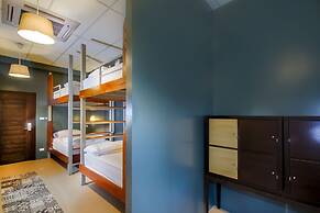 Hom hostel & cooking club