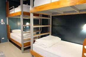 Hom hostel & cooking club