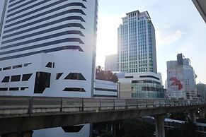 Hom hostel & cooking club