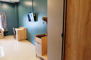 Hom hostel & cooking club