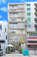Hotel Bond