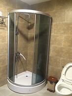 Chio Hotel and Apartment