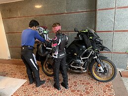 Chio Hotel and Apartment