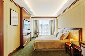 Grand Apartments - Blue Marlin Luxury