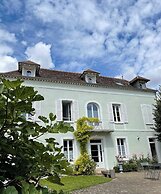 Villa Clément Sens Appart'hôtel